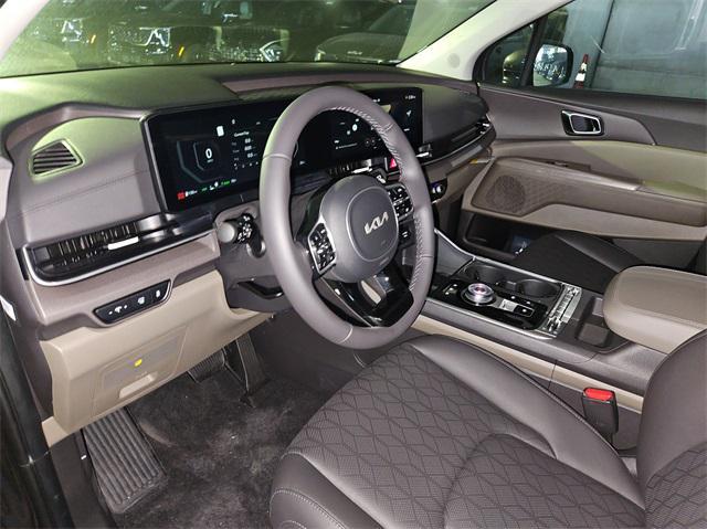 new 2025 Kia Carnival Hybrid car, priced at $49,100