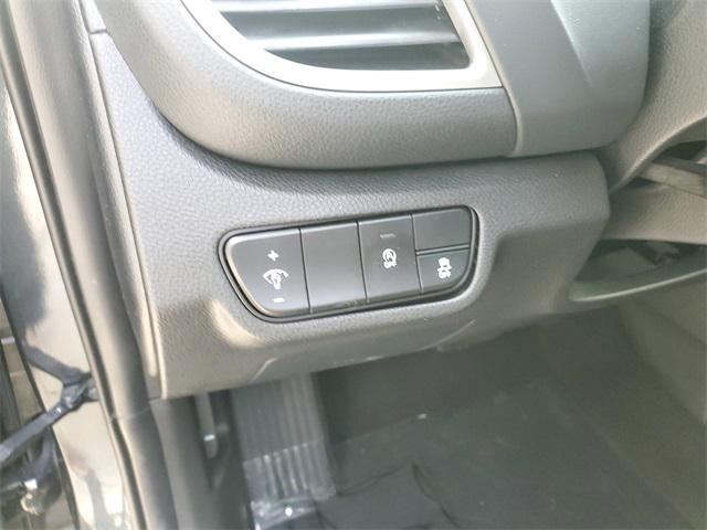used 2024 Kia Seltos car, priced at $25,489