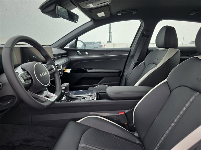 new 2025 Kia K5 car, priced at $28,550