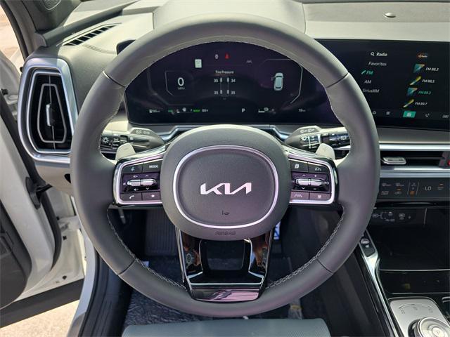 new 2025 Kia Sorento Hybrid car, priced at $46,820