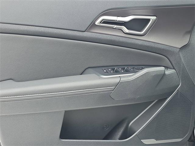 new 2026 Kia Sportage car, priced at $33,065