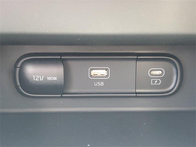 new 2025 Kia Seltos car, priced at $26,920