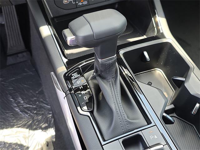 new 2025 Kia K5 car, priced at $28,670