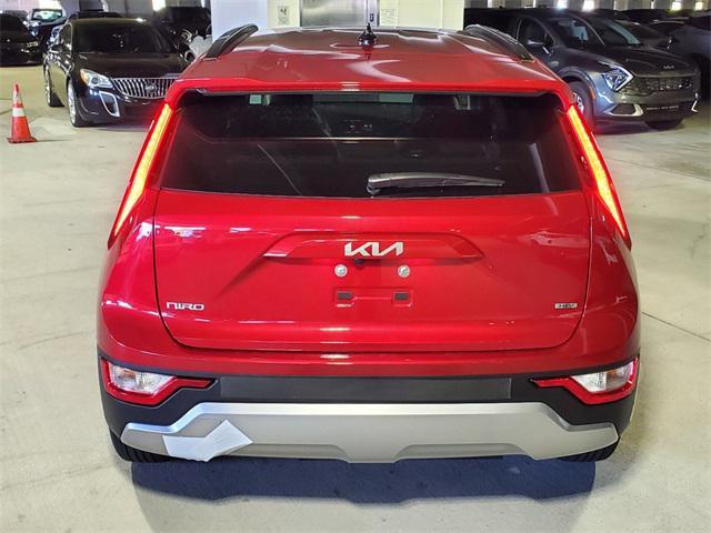 new 2025 Kia Niro car, priced at $29,235