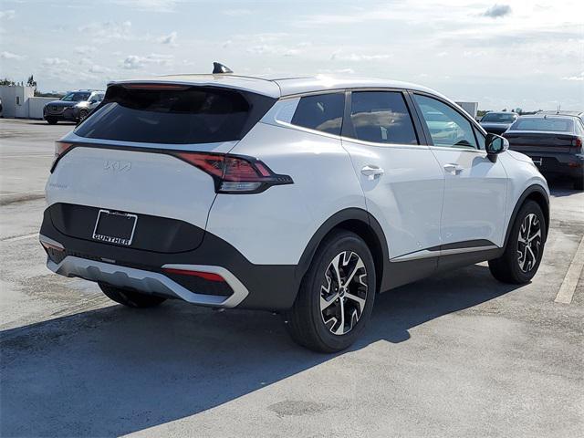 new 2025 Kia Sportage car, priced at $30,205