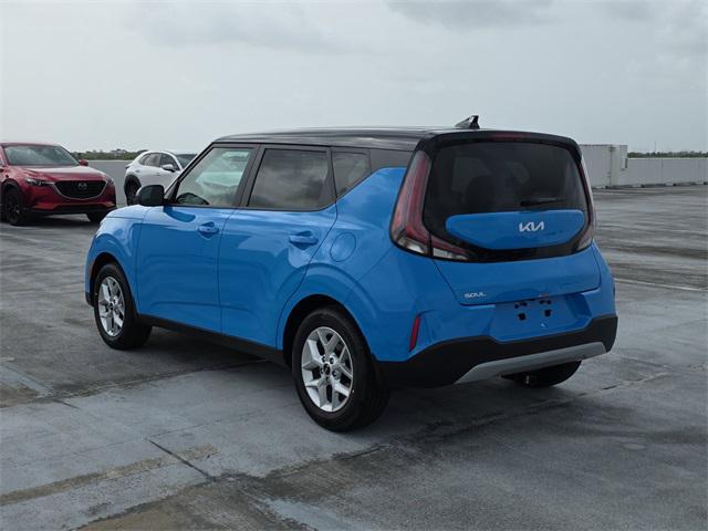 new 2025 Kia Soul car, priced at $25,080
