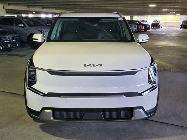 new 2025 Kia EV9 car, priced at $56,660