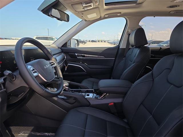 new 2025 Kia Telluride car, priced at $43,560