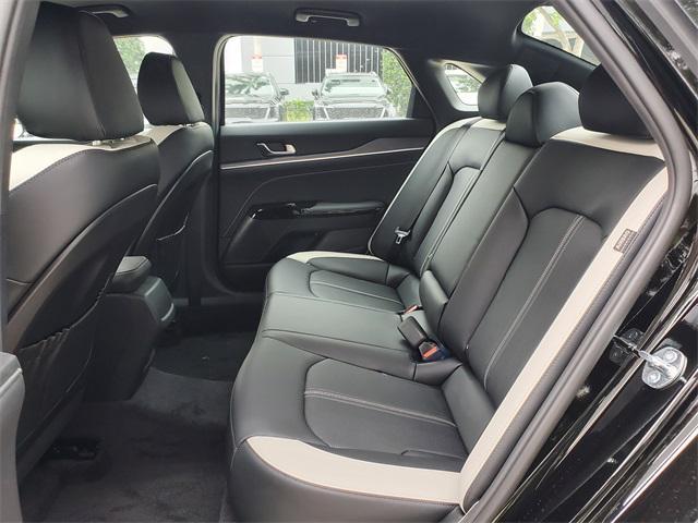 new 2025 Kia K5 car, priced at $28,550