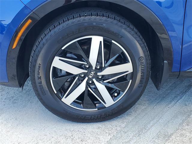 used 2021 Kia Sorento car, priced at $25,637
