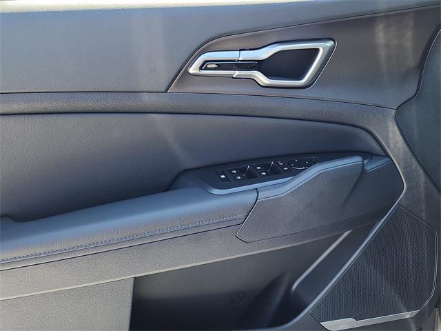 new 2026 Kia Sportage car, priced at $33,065