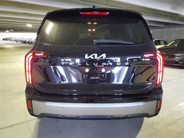 new 2025 Kia Telluride car, priced at $38,305