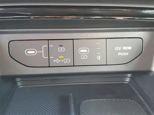 new 2025 Kia K5 car, priced at $29,045