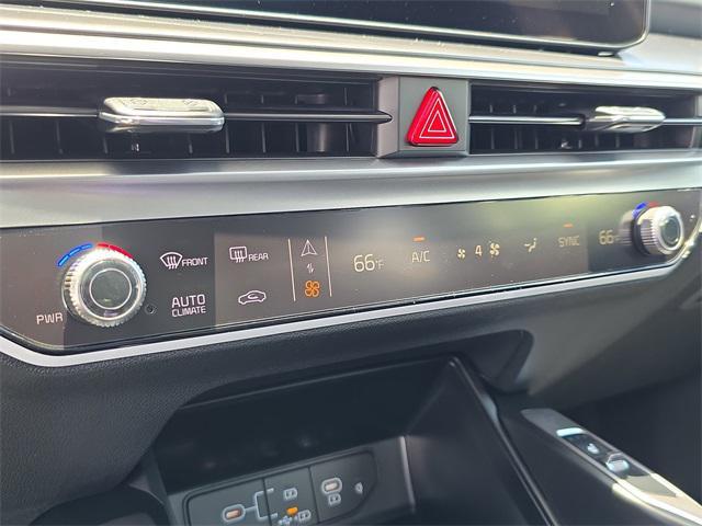 new 2025 Kia Sorento car, priced at $36,330