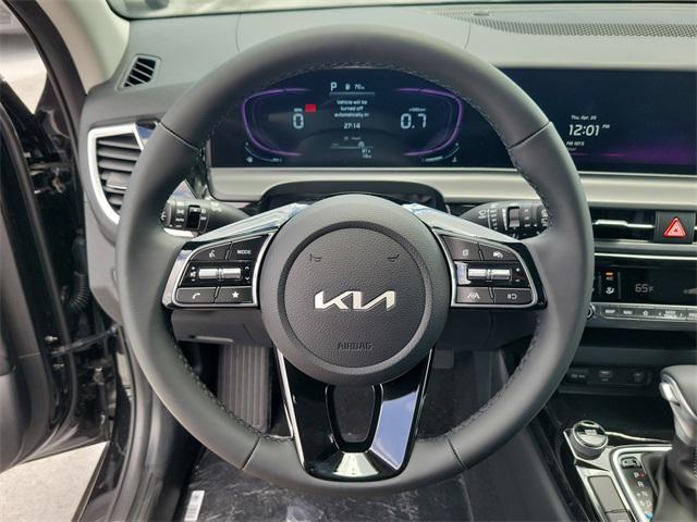 new 2025 Kia Seltos car, priced at $26,935