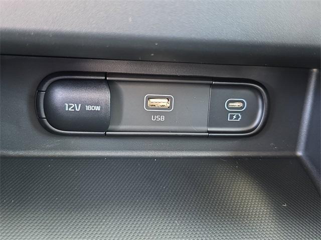 new 2025 Kia Seltos car, priced at $26,920