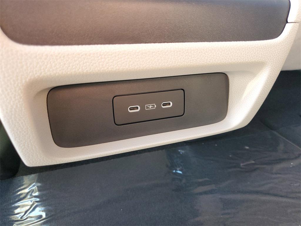 new 2026 Honda Odyssey car, priced at $43,745