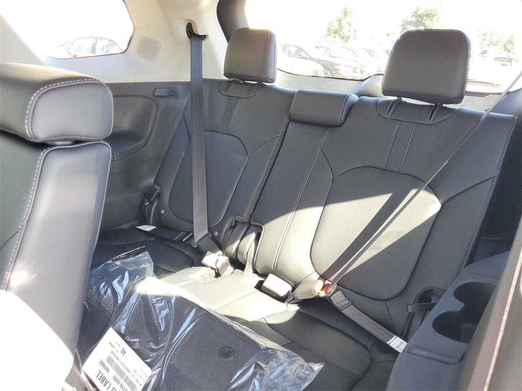 new 2025 Honda Pilot car, priced at $50,095