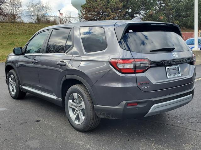 new 2025 Honda Pilot car, priced at $45,995