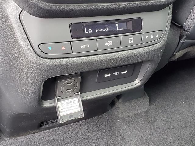 new 2025 Honda Pilot car, priced at $50,305
