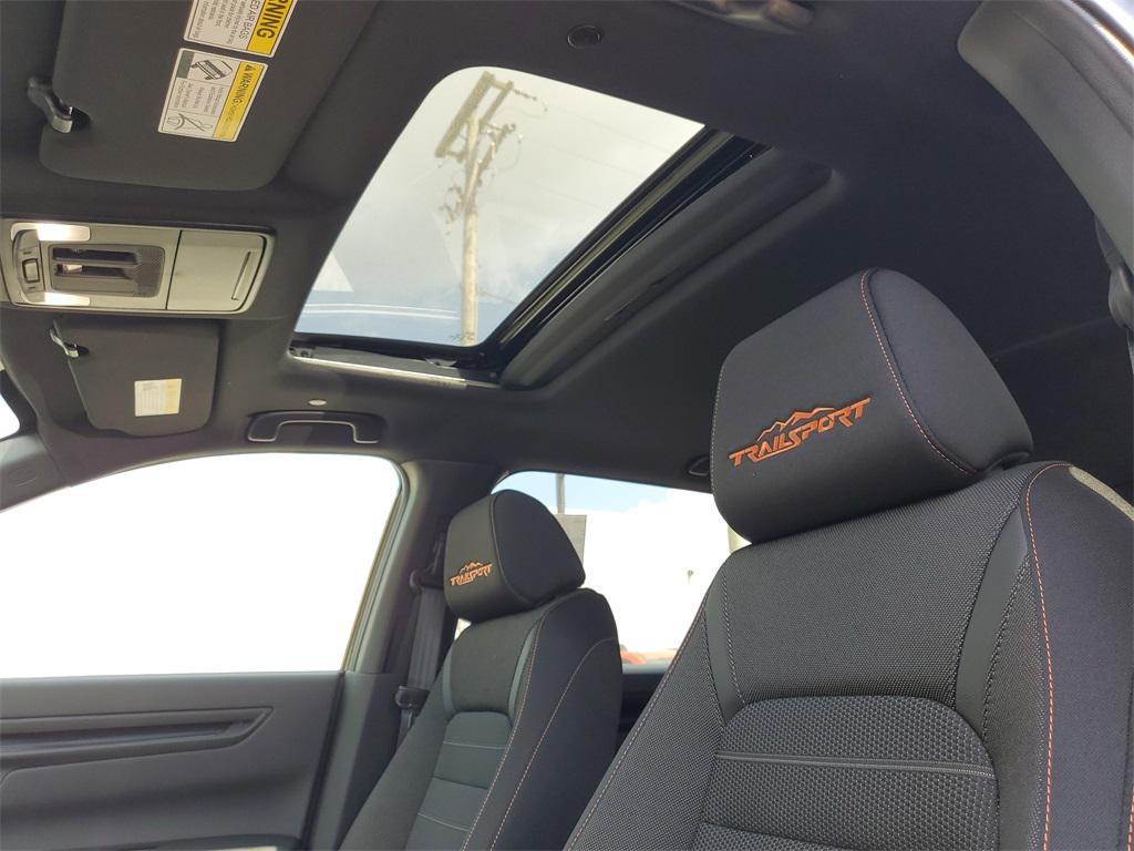 new 2026 Honda CR-V Hybrid car, priced at $39,695