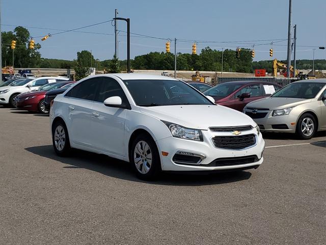 used 2015 Chevrolet Cruze car, priced at $6,700