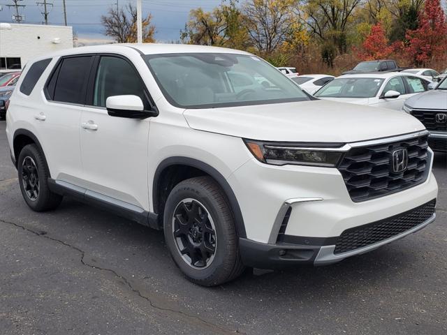 new 2025 Honda Pilot car, priced at $48,350