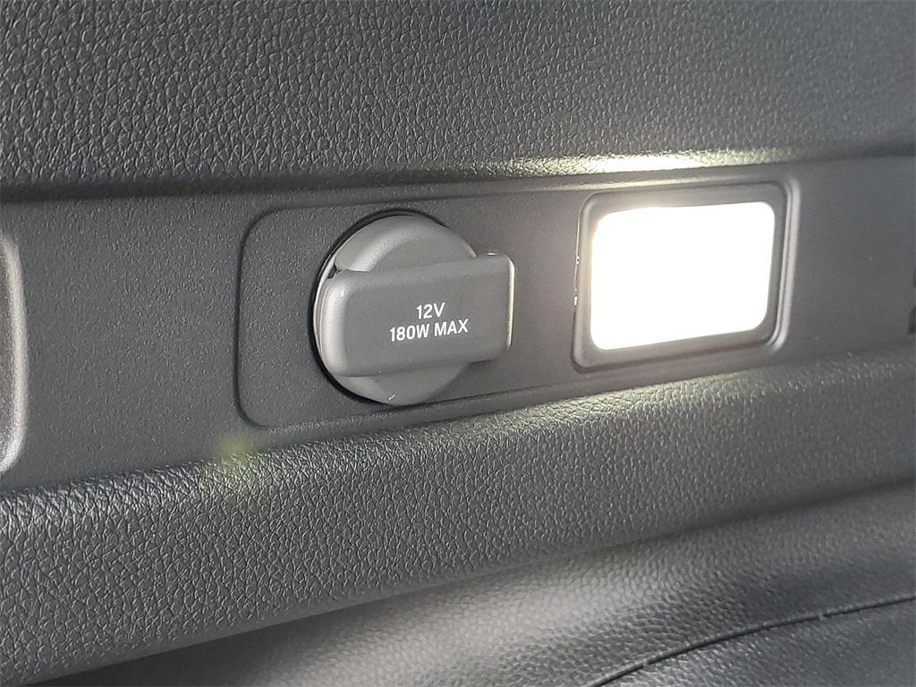 new 2026 Honda CR-V Hybrid car, priced at $39,705