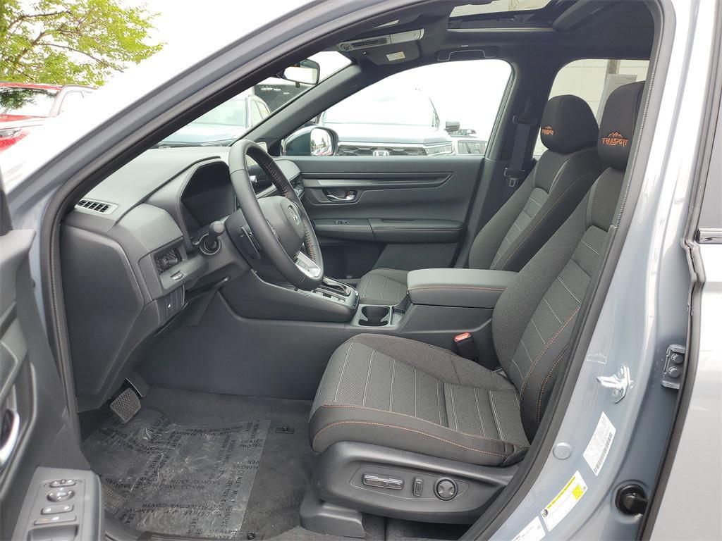 new 2026 Honda CR-V Hybrid car, priced at $39,705
