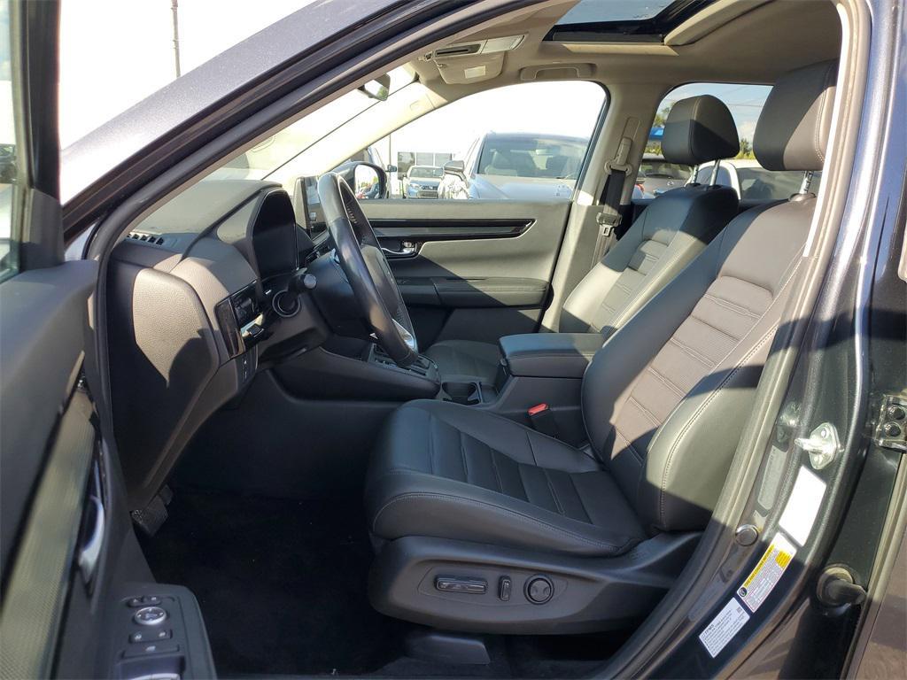 used 2024 Honda CR-V car, priced at $32,700