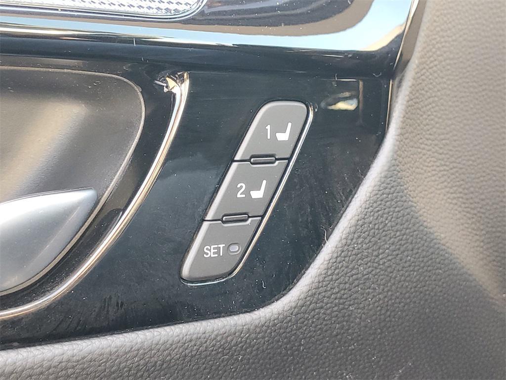 used 2024 Honda CR-V car, priced at $32,700