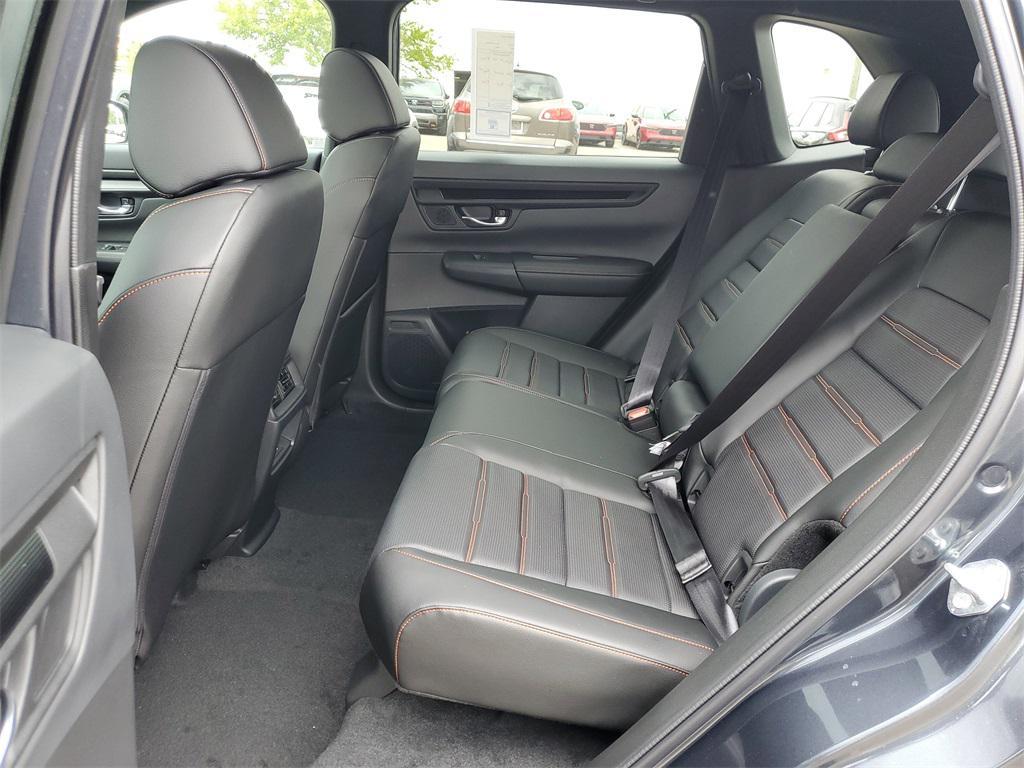 new 2026 Honda CR-V Hybrid car, priced at $40,675