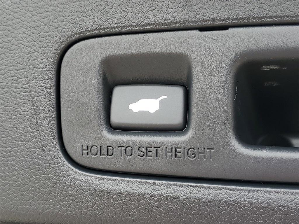 new 2026 Honda CR-V Hybrid car, priced at $40,675
