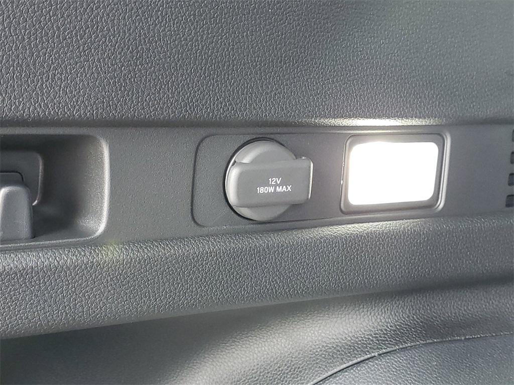 new 2026 Honda CR-V Hybrid car, priced at $40,675