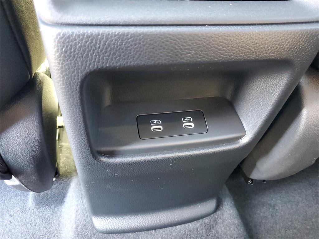 new 2026 Honda CR-V Hybrid car, priced at $44,155