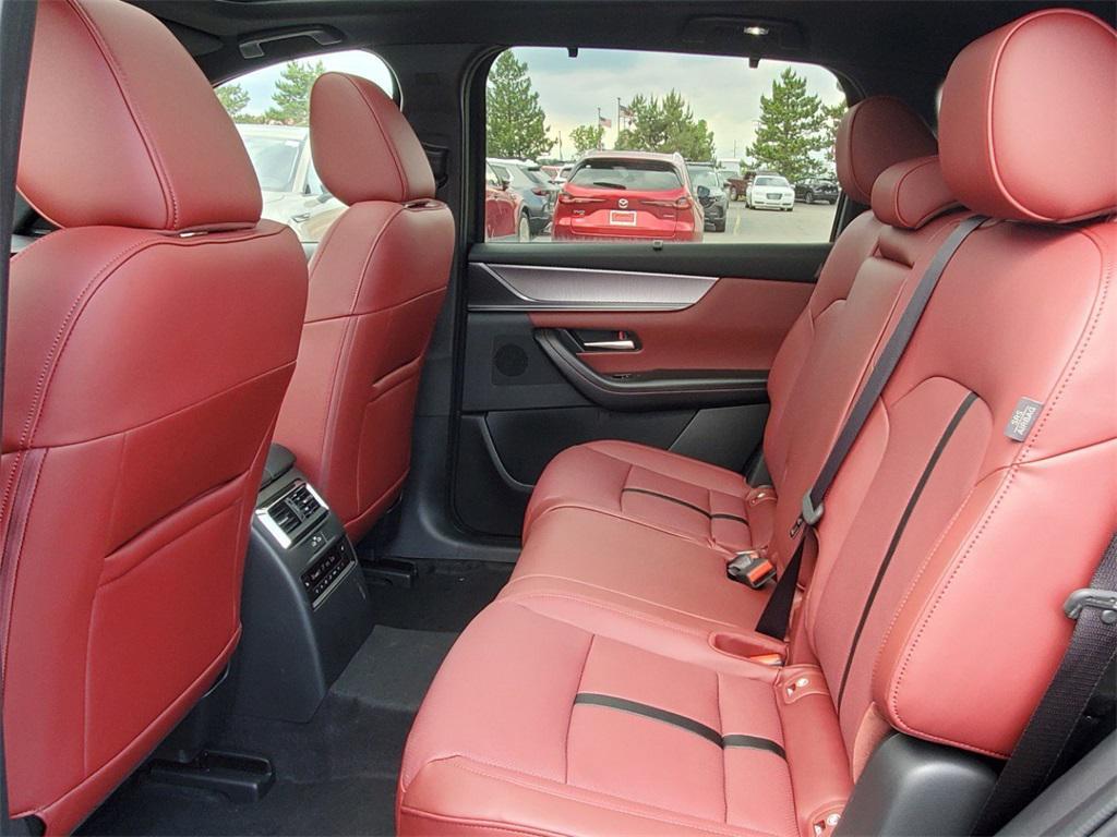new 2025 Mazda CX-70 PHEV car, priced at $56,505