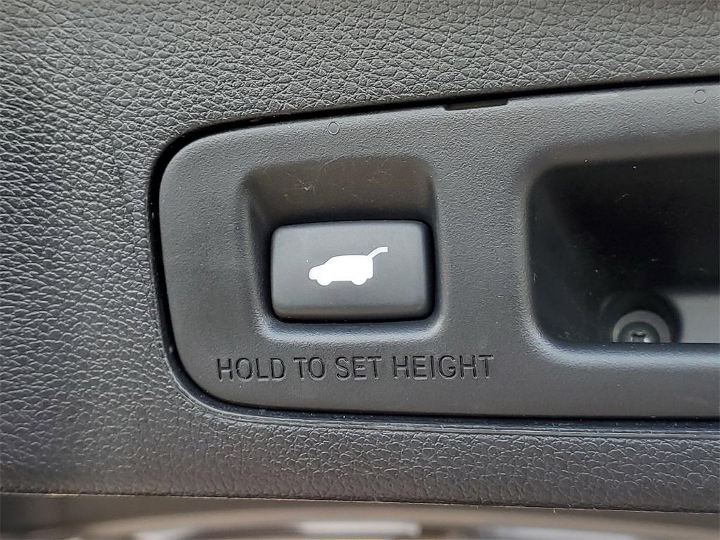 used 2022 Honda CR-V car, priced at $29,953