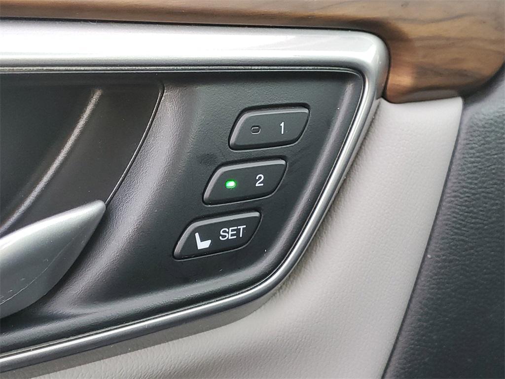 used 2022 Honda CR-V car, priced at $29,953