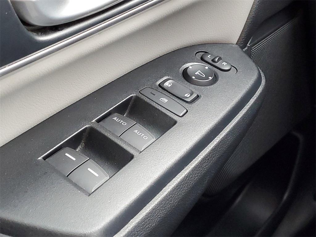 used 2022 Honda CR-V car, priced at $29,953