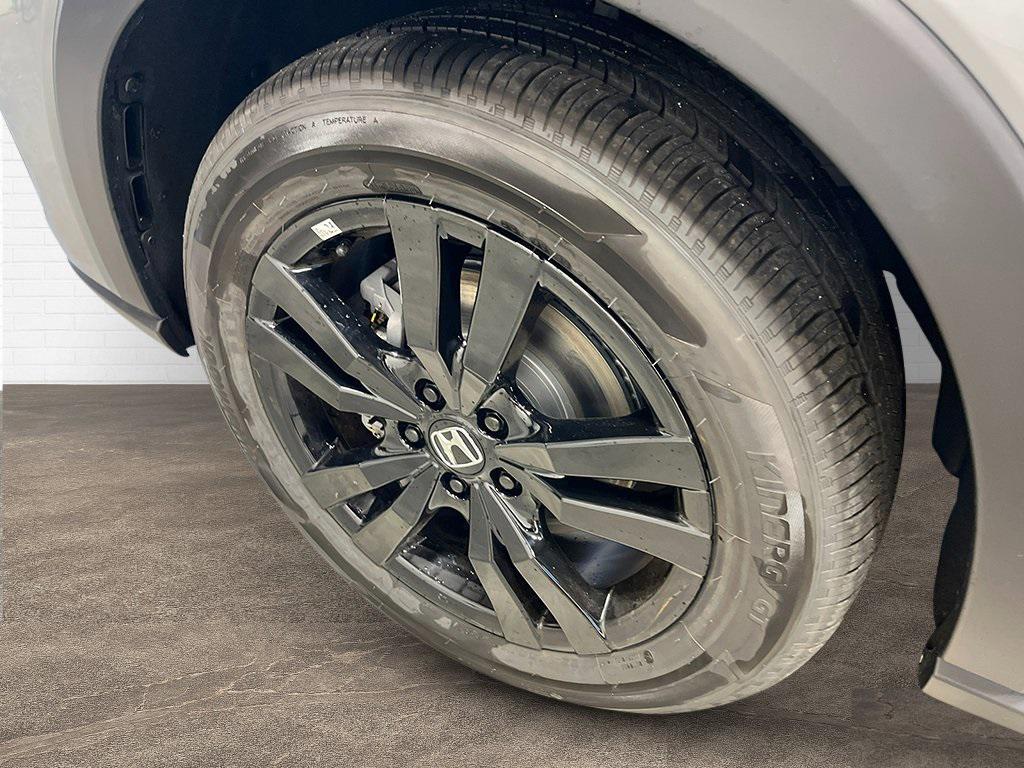 new 2026 Honda HR-V car, priced at $30,905