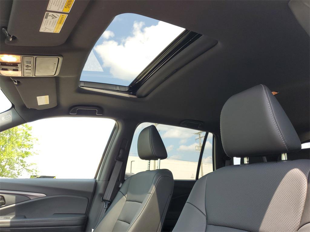 used 2024 Honda Passport car, priced at $37,500