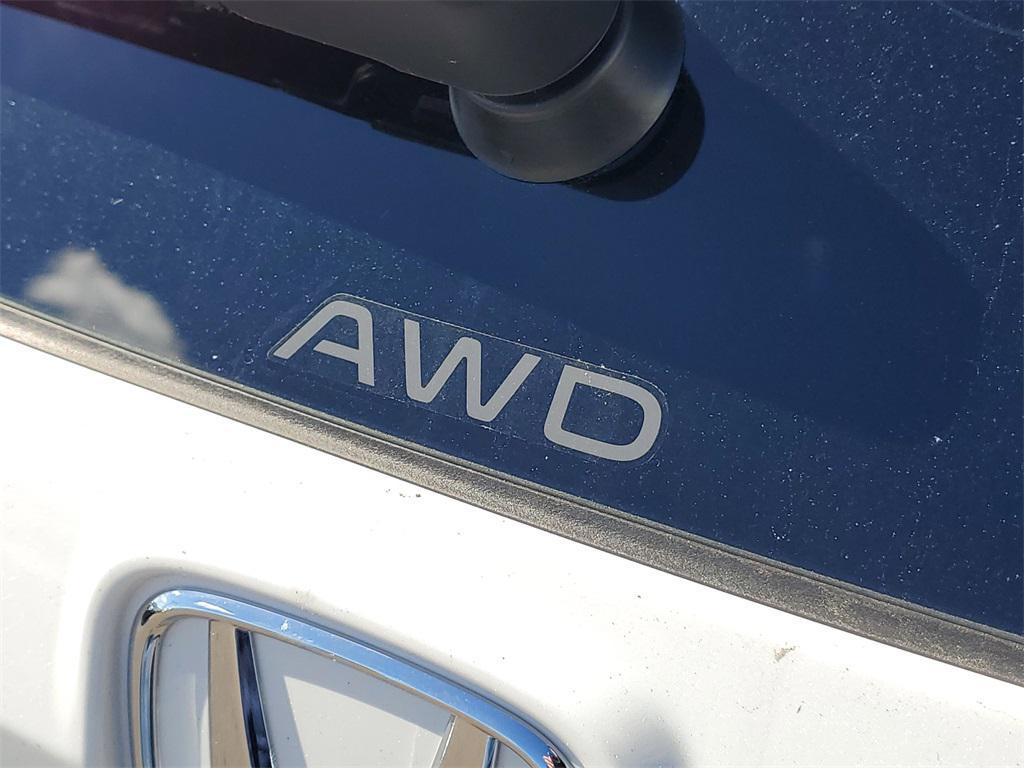 new 2026 Honda CR-V Hybrid car, priced at $39,705