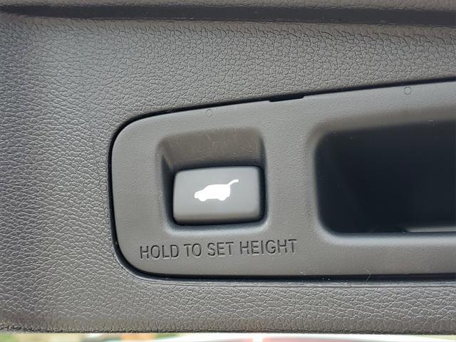 used 2022 Honda CR-V Hybrid car, priced at $30,200
