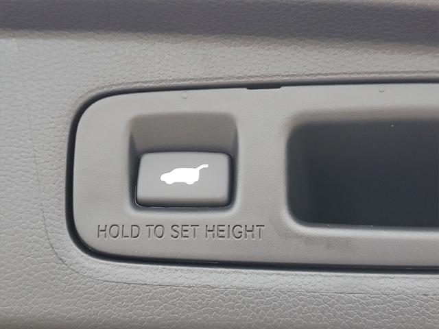 used 2025 Honda CR-V car, priced at $35,950