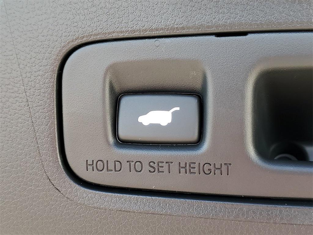 new 2026 Honda CR-V Hybrid car, priced at $40,675