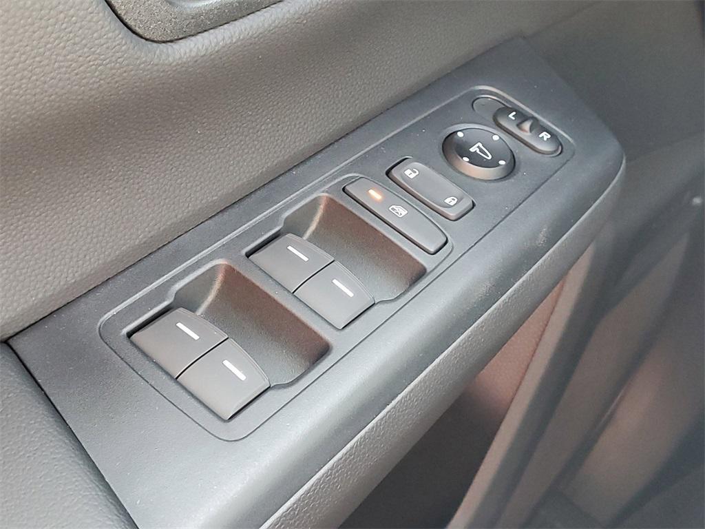 new 2026 Honda CR-V Hybrid car, priced at $40,675