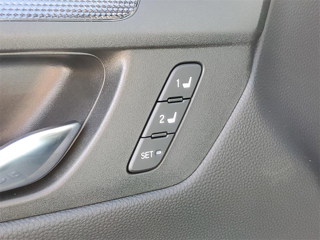 new 2026 Honda CR-V Hybrid car, priced at $40,675