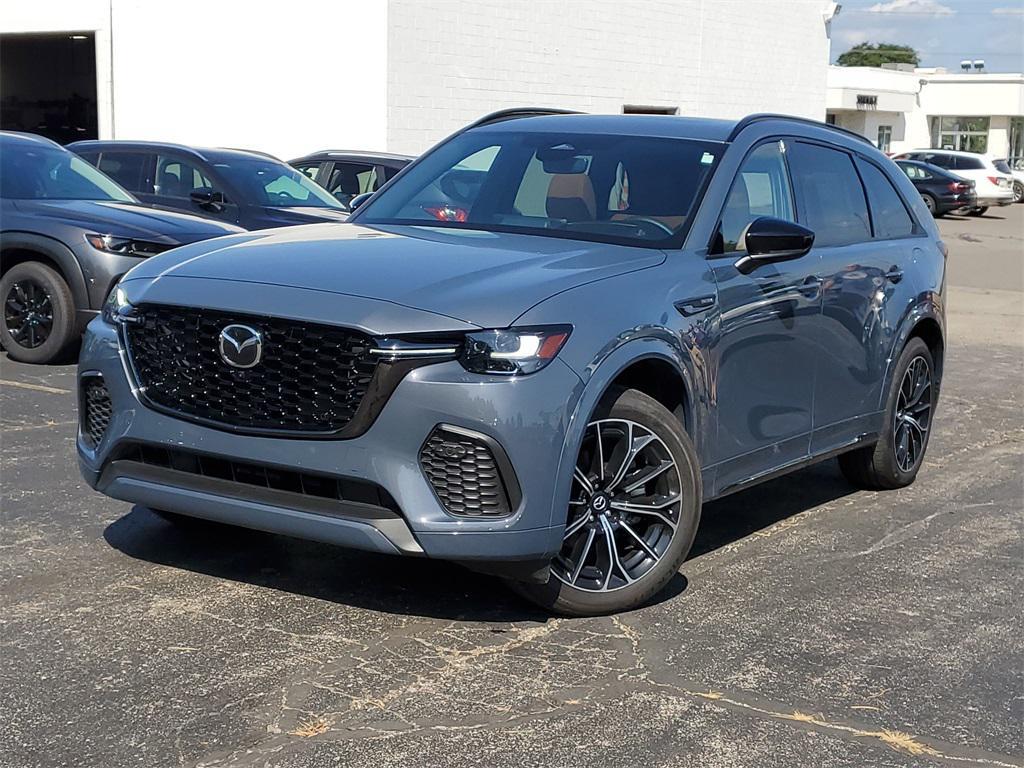 used 2025 Mazda CX-70 car