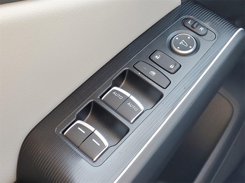 new 2026 Honda Civic Hybrid car, priced at $33,445