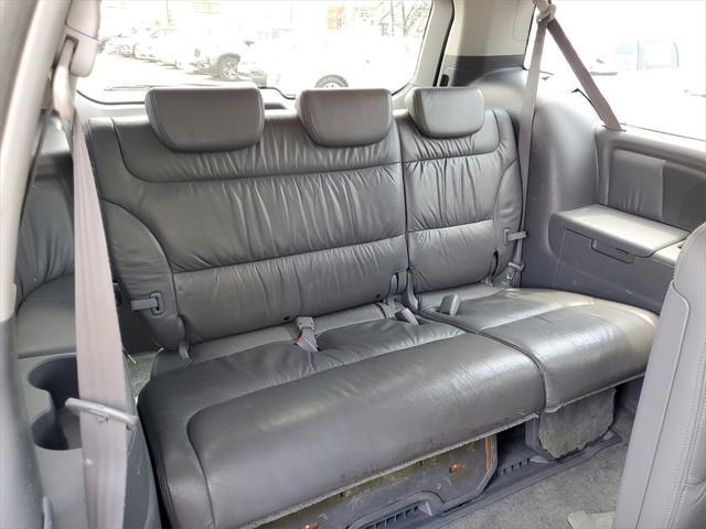 used 2006 Honda Odyssey car, priced at $3,000